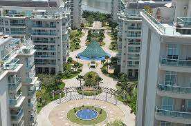 Cobertura duplex condomínio Le Parc